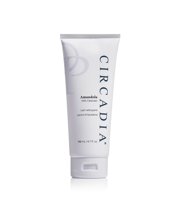 Миндальное молочко для очищения кожи лица Circadia Amandola Milk Cleanser
