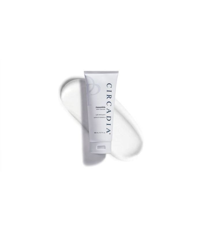 Миндальное молочко для очищения кожи лица Circadia Amandola Milk Cleanser