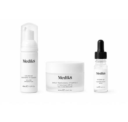 Набор тревел-версий бестселлеров для сияния кожи Medik8 DAILYN GLOW ROUTINE