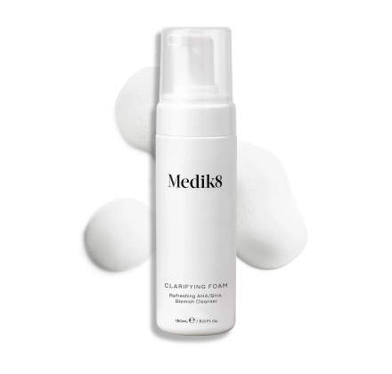 Безолійна пінка з АНА/ВНА для очищення проблемної шкіри Medik8 Clarifying Foam 150mL