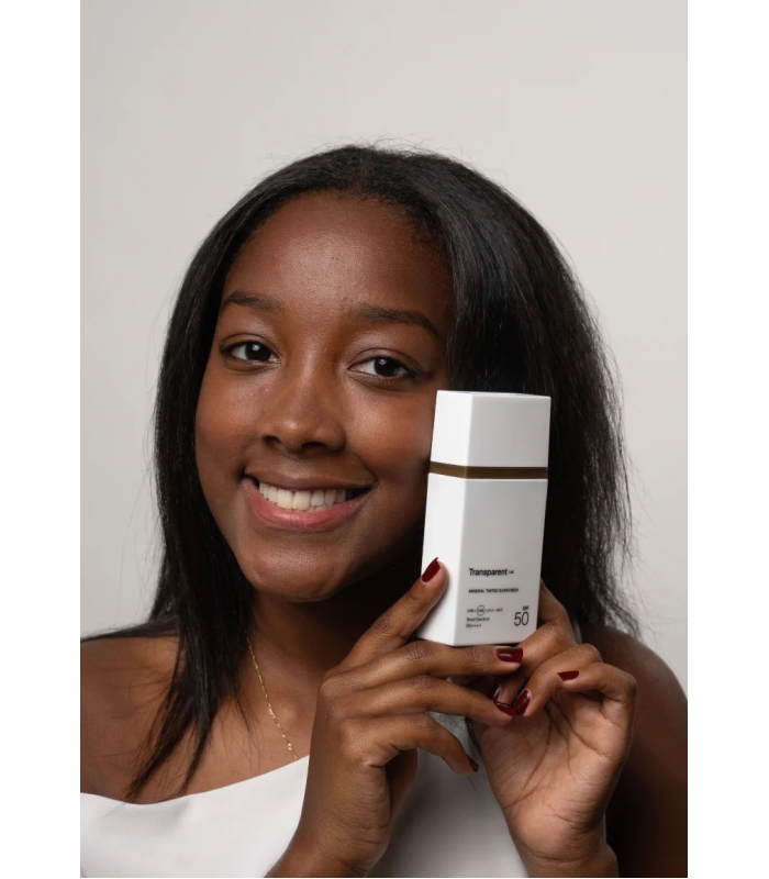 Мінеральний сонцезахисний крем у відтінку DARK Transparent Lab MINERAL TINTED SUNSCREEN DARK 100mL